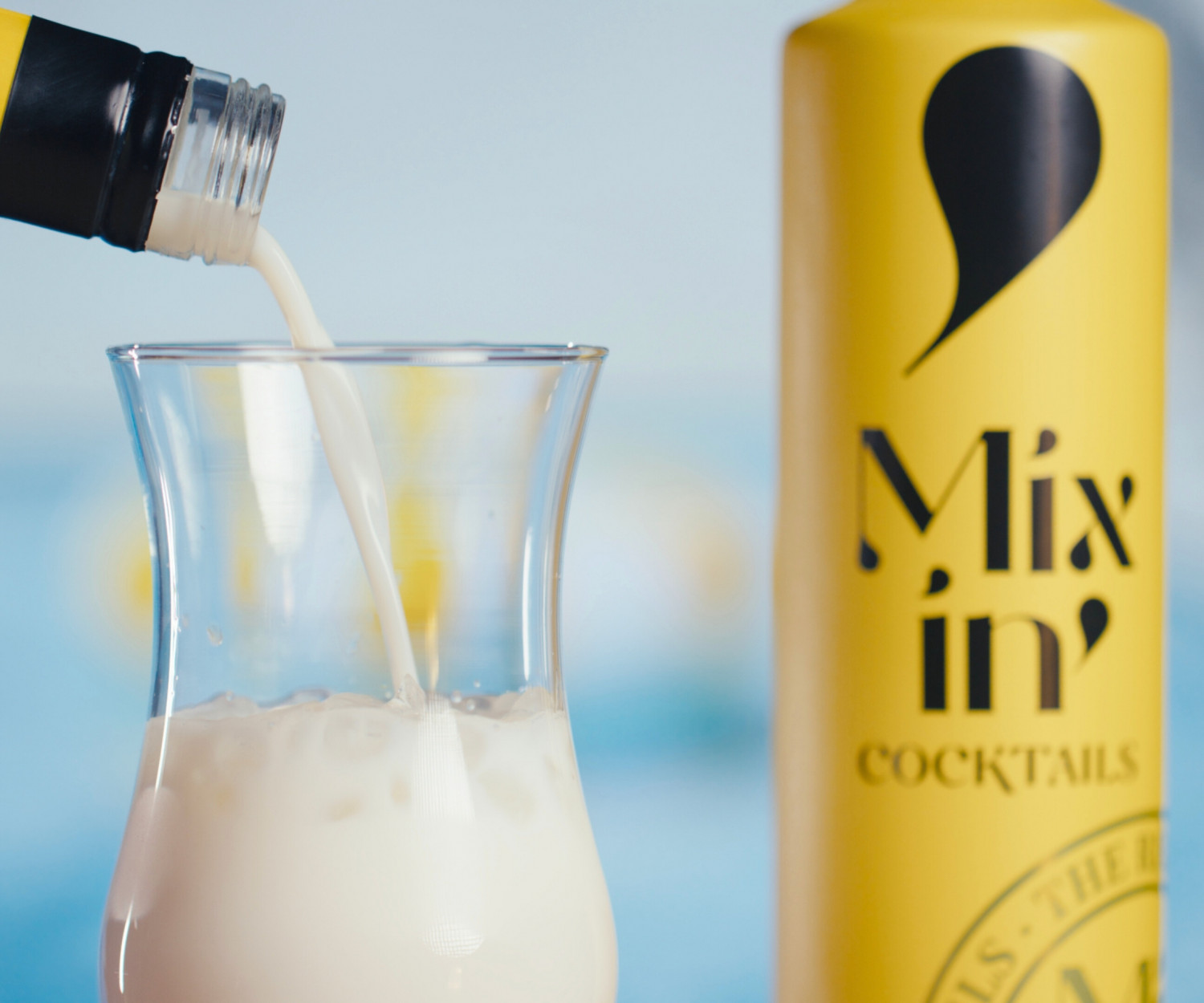 Cócteles preparados en botella